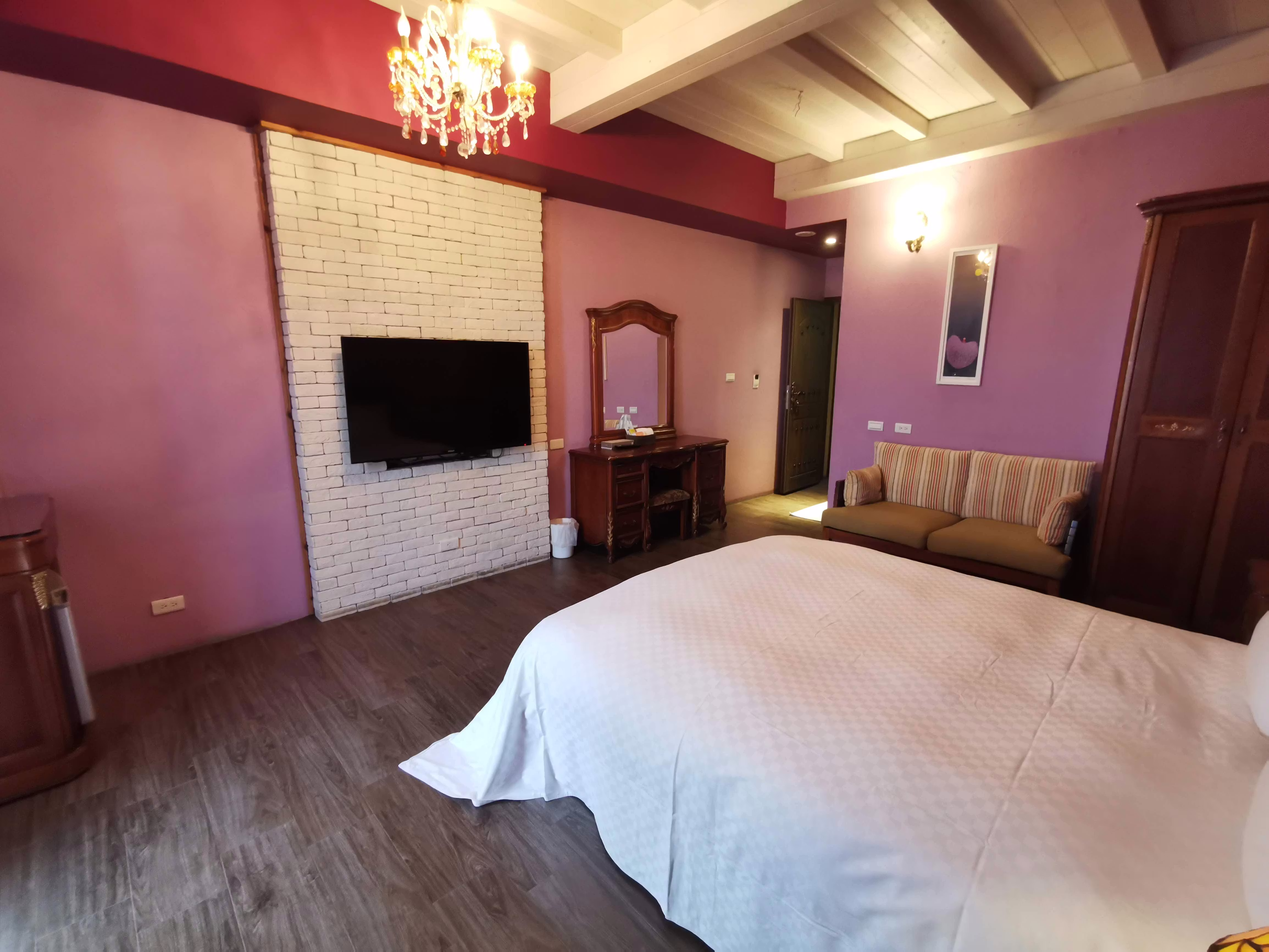 102 陽台山景雙人房